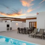 Deva - Vipvipvillas Villa Playa Blanca (Lanzarote)